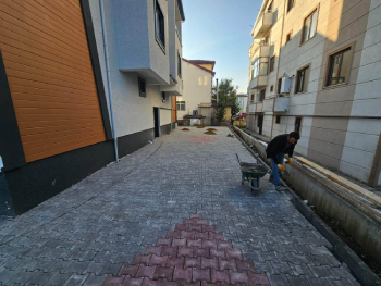 Kocaeli taş duvar, slayt için mini kilit parke görseli