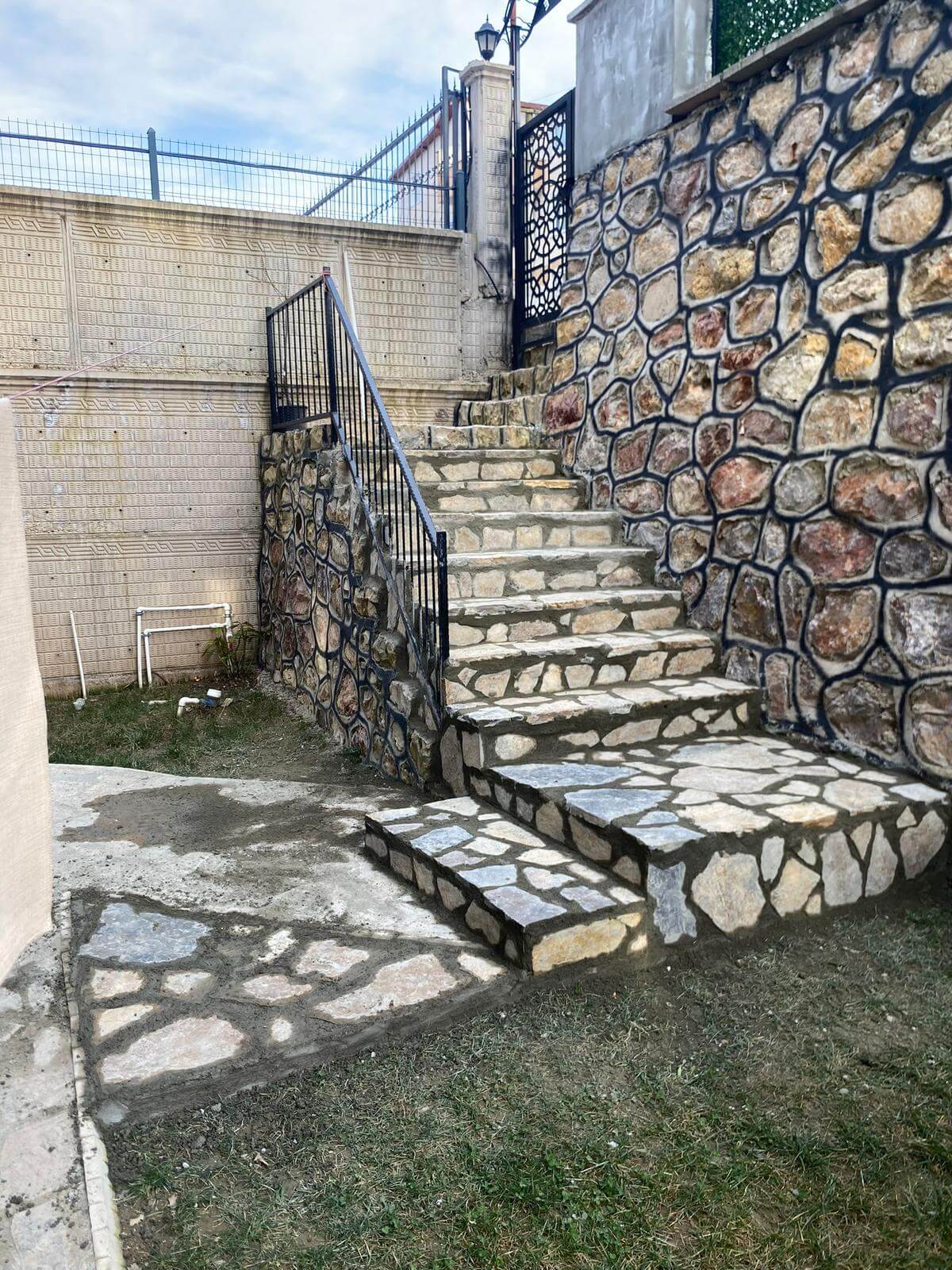 Kocaeli taş duvar, slayt için kayrak taşı görseli